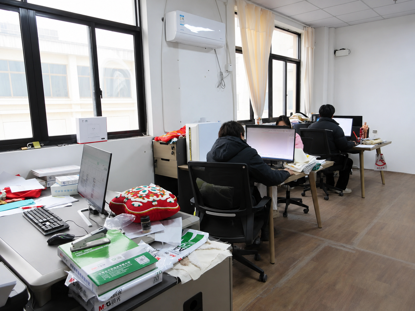 Customer service office